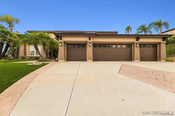 11727 Creek Bluff Dr, Poway, California 92064