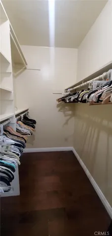 Closet master / bedroom