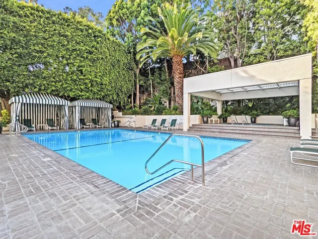 1131 Alta Loma Road 605, West Hollywood, California 90069