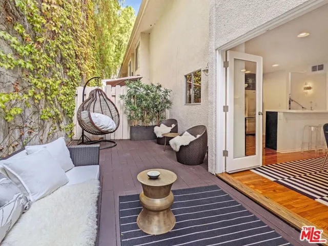 1131 Alta Loma Road 605, West Hollywood, California 90069