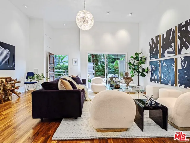 1131 Alta Loma Road 605, West Hollywood, California 90069