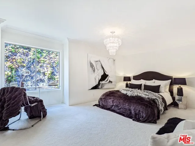 1131 Alta Loma Road 605, West Hollywood, California 90069