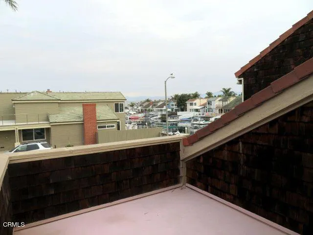 front bedroom deck