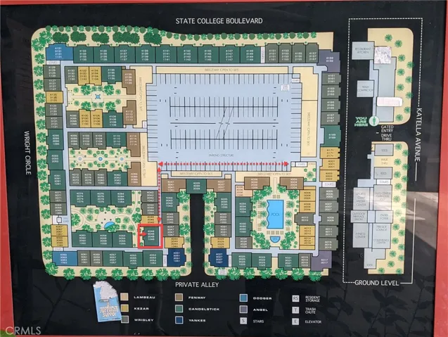 Site map --> please follow red dotted arrows and lines to locate unit from elevator