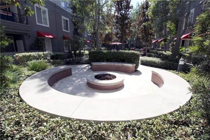 Fire pit