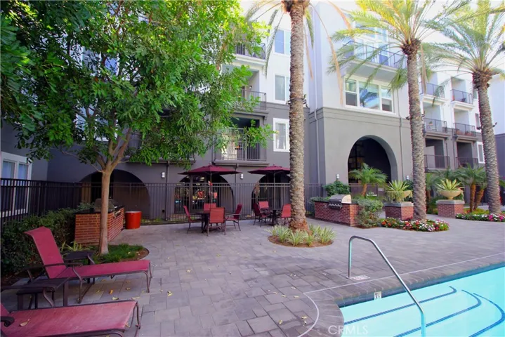 Areas to hang out in pool area