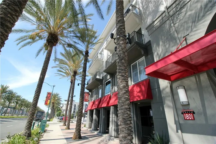 Front of the community (left)