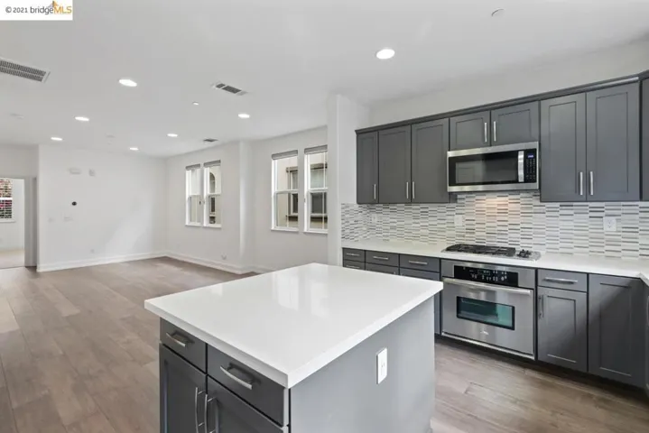 212 Sullivan Way, Hayward, California 94541