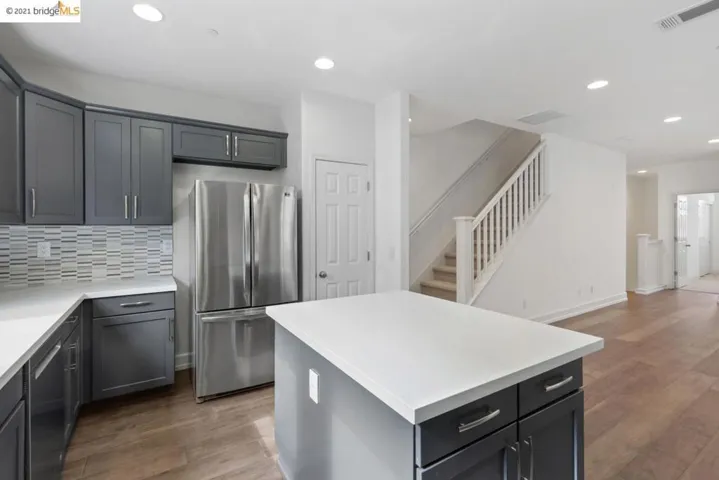 212 Sullivan Way, Hayward, California 94541