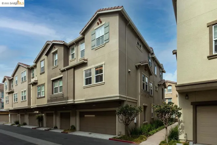 212 Sullivan Way, Hayward, California 94541