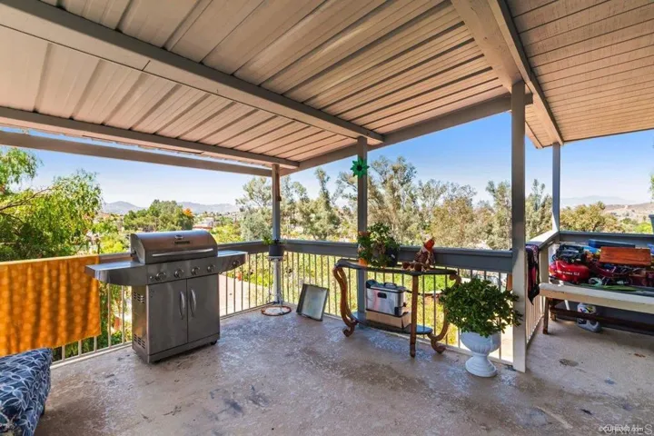 28767 Lodge Drive, Menifee, California 92587