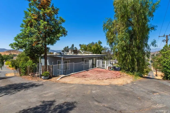 28767 Lodge Drive, Menifee, California 92587