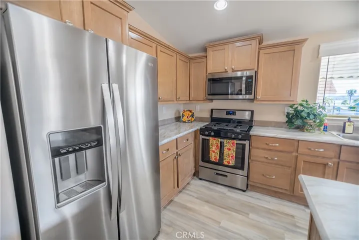 15980 Grand Avenue M-27, Lake Elsinore, California 92530