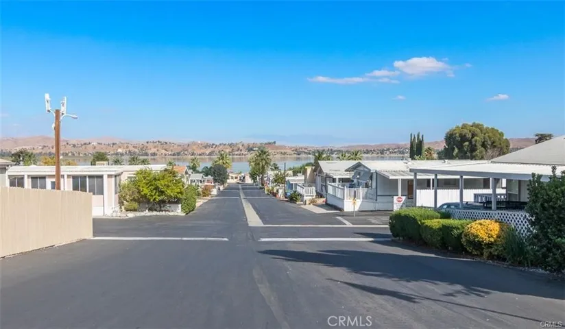 15980 Grand Avenue M-27, Lake Elsinore, California 92530
