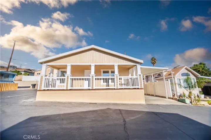 15980 Grand Avenue M-27, Lake Elsinore, California 92530