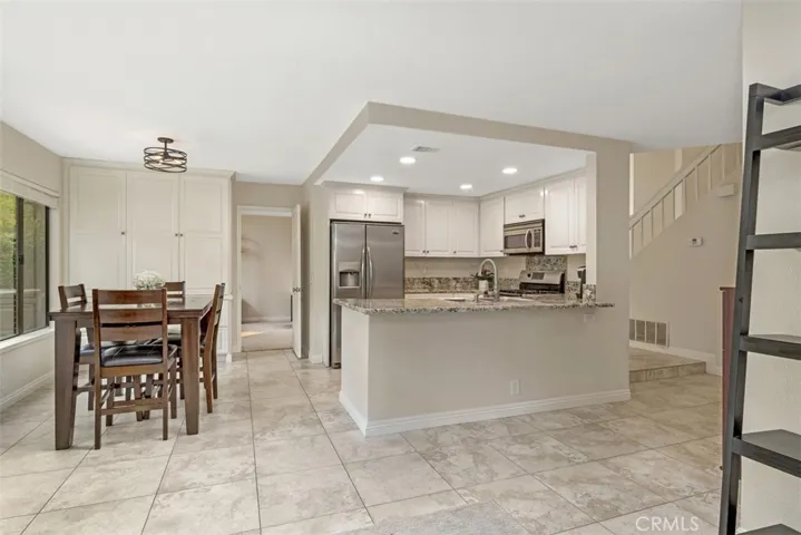 6 Santa Catrina, Rancho Santa Margarita, California 92688