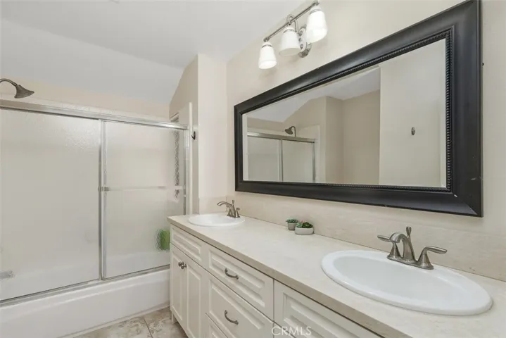 Secondary Bathroom Upstairs