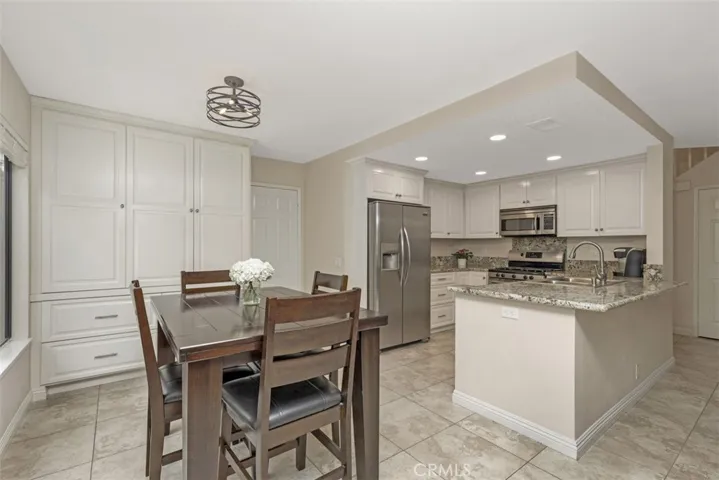 6 Santa Catrina, Rancho Santa Margarita, California 92688