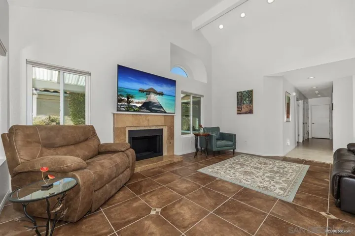 1741 Cypress Point Gln, Escondido, California 92026