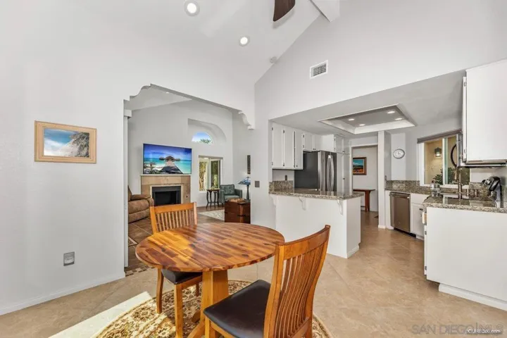 1741 Cypress Point Gln, Escondido, California 92026