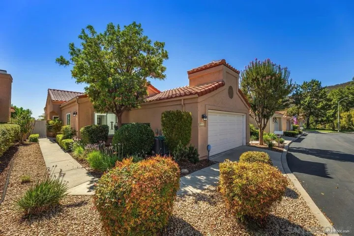 1741 Cypress Point Gln, Escondido, California 92026