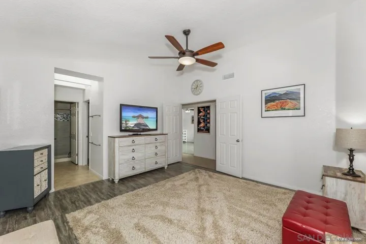 1741 Cypress Point Gln, Escondido, California 92026