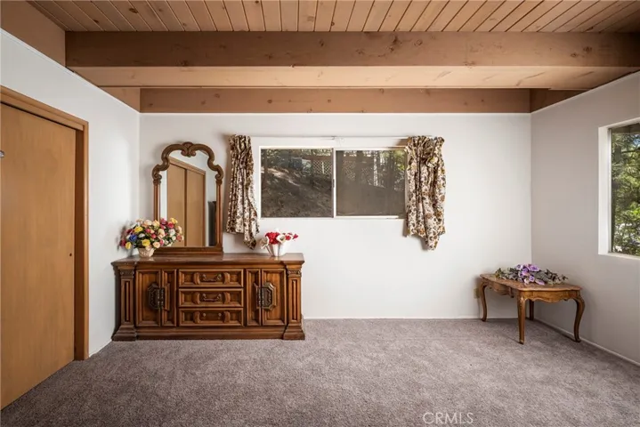 28287 Bern Lane, Lake Arrowhead, California 92352