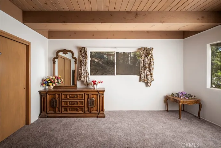 28287 Bern Lane, Lake Arrowhead, California 92352