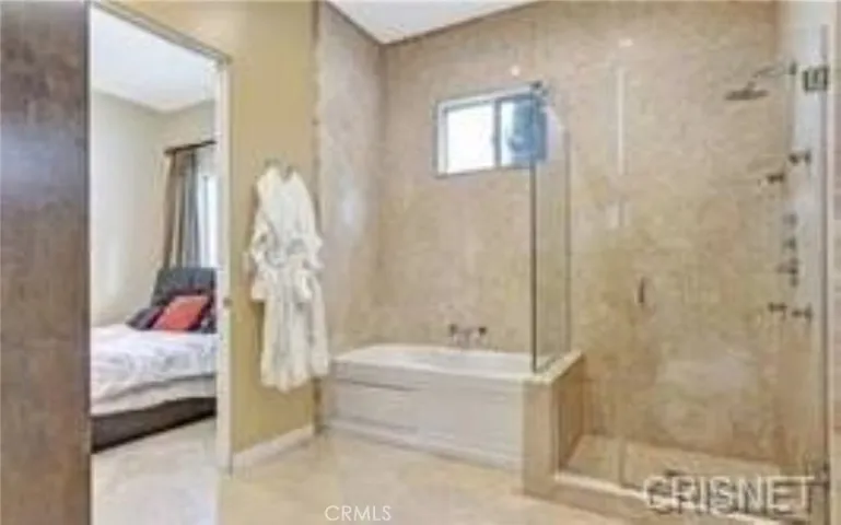 5353 Shirley Avenue, Tarzana, California 91356