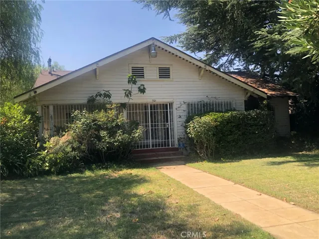 701 Euclid Avenue, Beaumont, California 92223