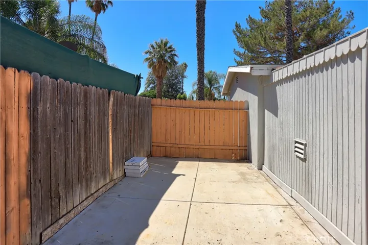 5515 Norman Way, Riverside, California 92504