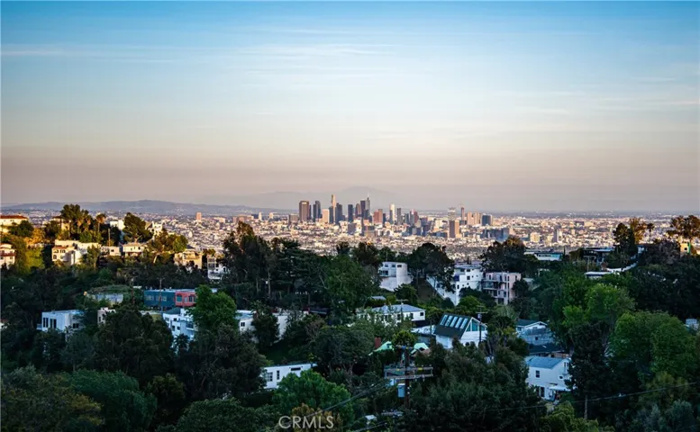 8661 Nash Drive, Los Angeles, California 90046