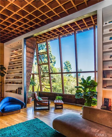 8661 Nash Drive, Los Angeles, California 90046