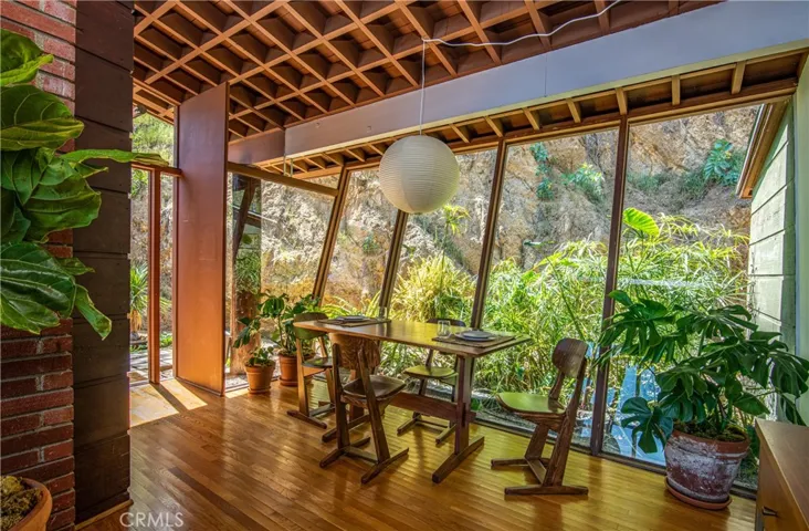8661 Nash Drive, Los Angeles, California 90046