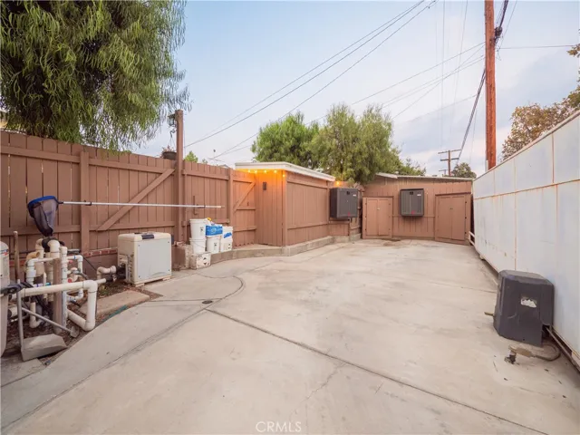 124 W Arrow Hwy, Upland, California 91786