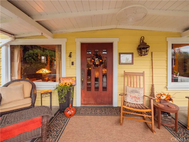 124 W Arrow Hwy, Upland, California 91786