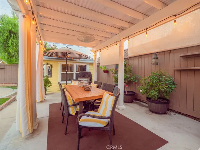 124 W Arrow Hwy, Upland, California 91786