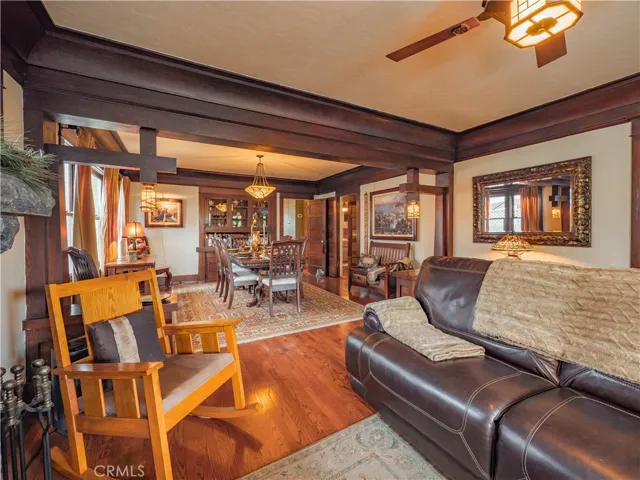 124 W Arrow Hwy, Upland, California 91786