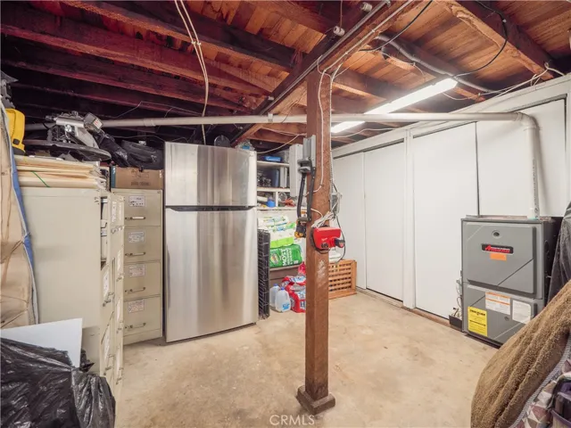 124 W Arrow Hwy, Upland, California 91786