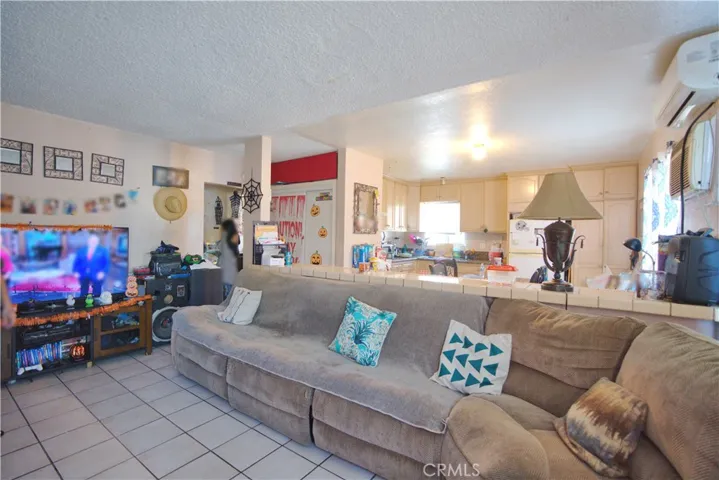 10829 Elliott Avenue, El Monte, California 91733