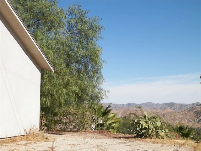 48959 Buena Vista Drive, Morongo Valley, California 92256