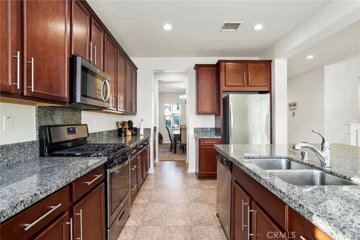 29265 Turnhouse, Lake Elsinore, California 92530