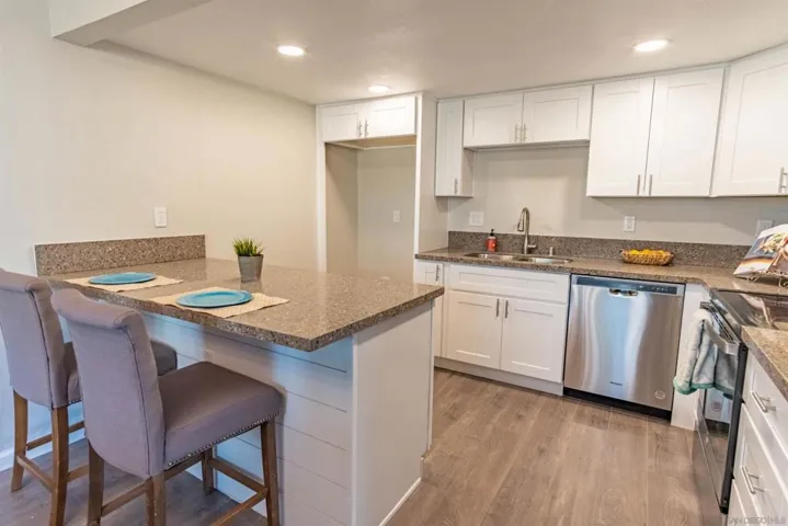 601 R Ave 16, National City, California 91950