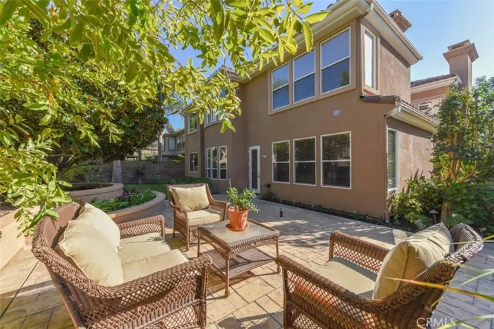 11 Trailwood, Irvine, California 92620