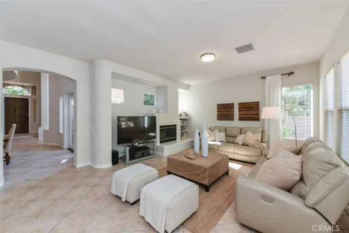 11 Trailwood, Irvine, California 92620
