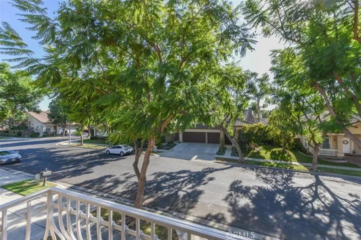 11 Trailwood, Irvine, California 92620