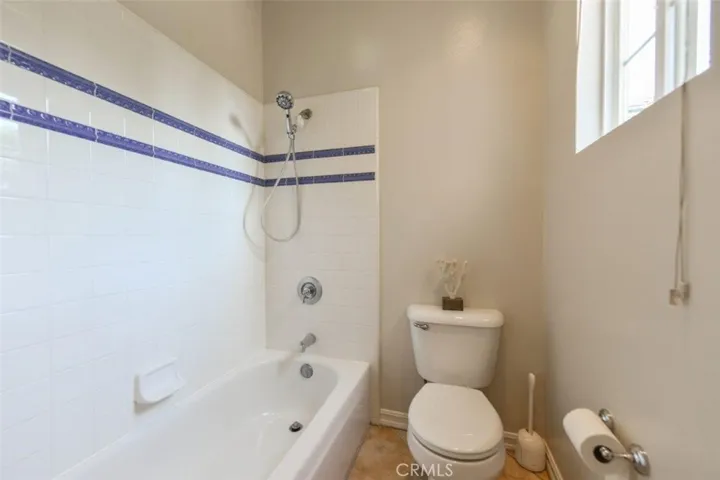 11 Trailwood, Irvine, California 92620