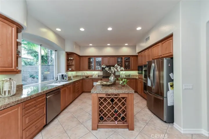 11 Trailwood, Irvine, California 92620
