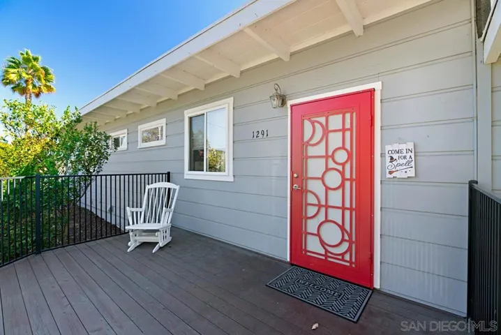 1291 Las Flores Dr, Carlsbad, California 92008