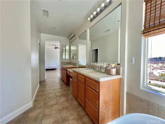 27657 Cobblestone Court, Valencia, California 91354